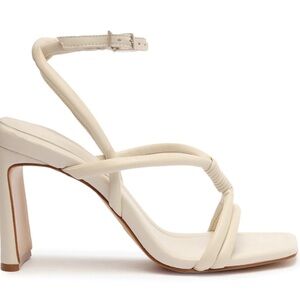 SCHUTZ Strappy Cream Sandals a small flaw on toe